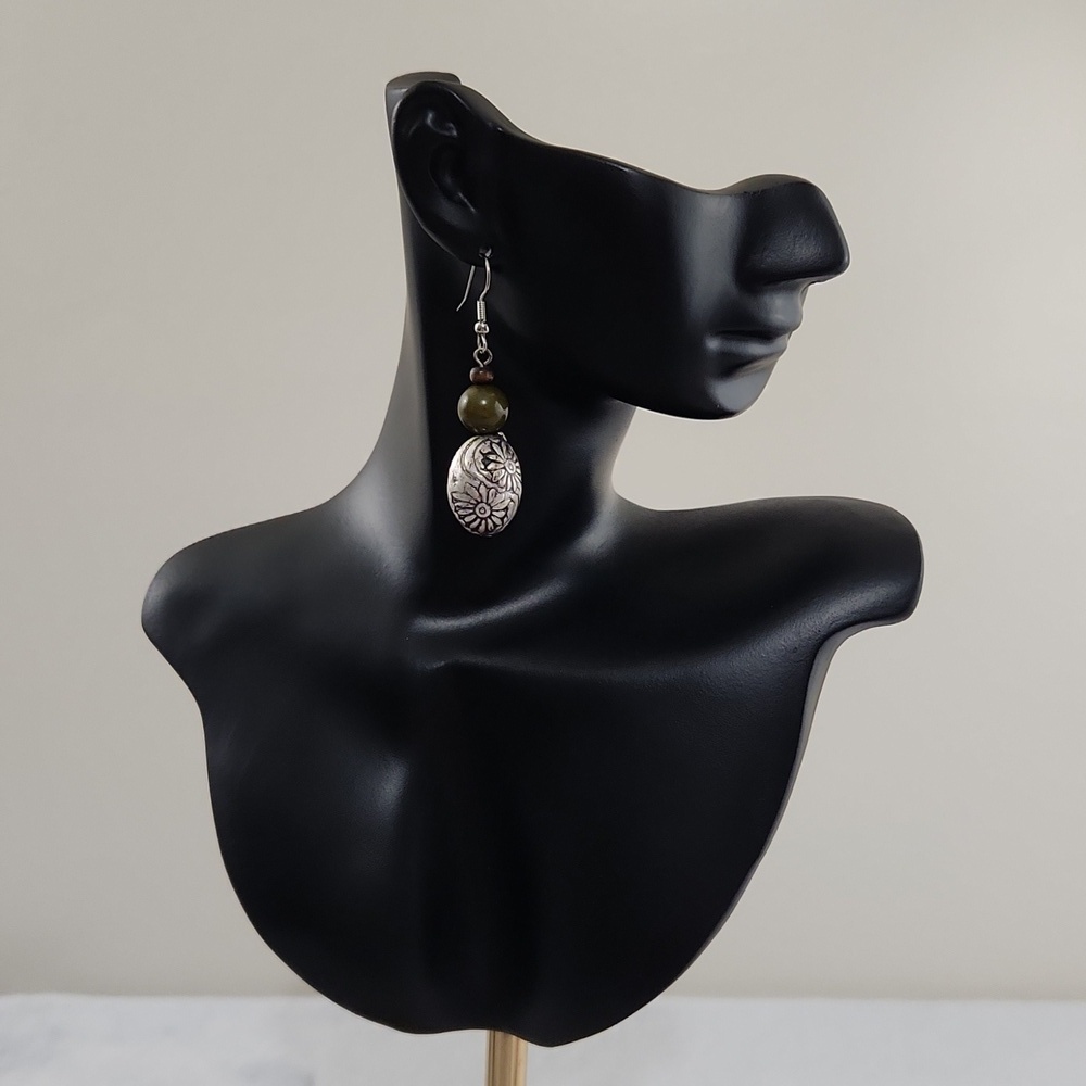 Daisy boho earrings - Picture 2 of 6